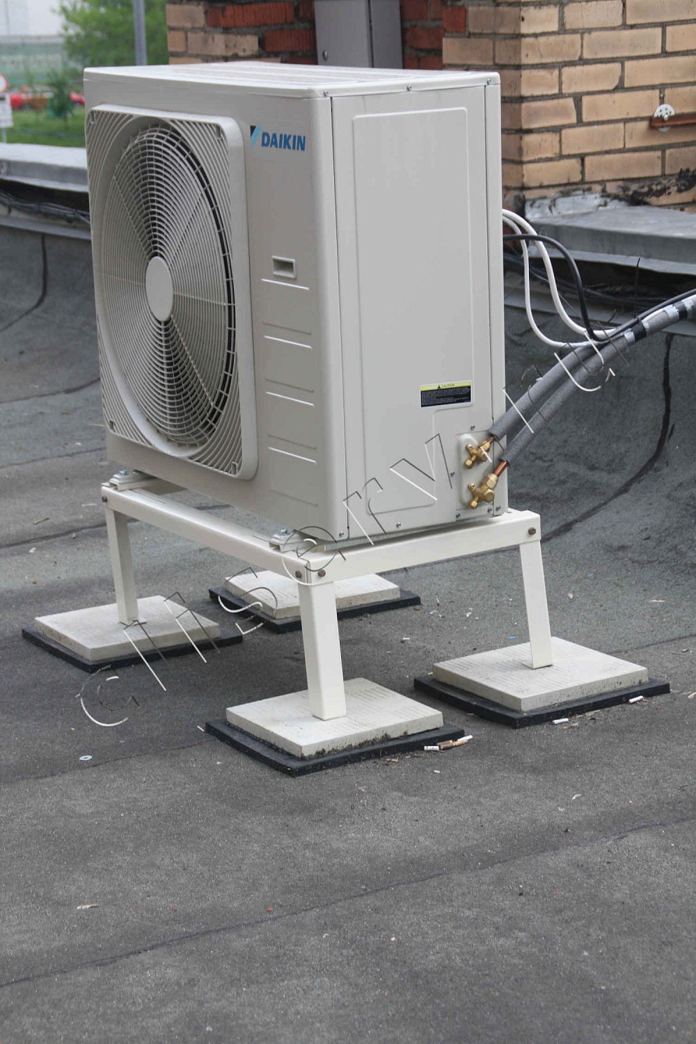 Продуктовый магазин на Флотской: монтаж кондиционирования